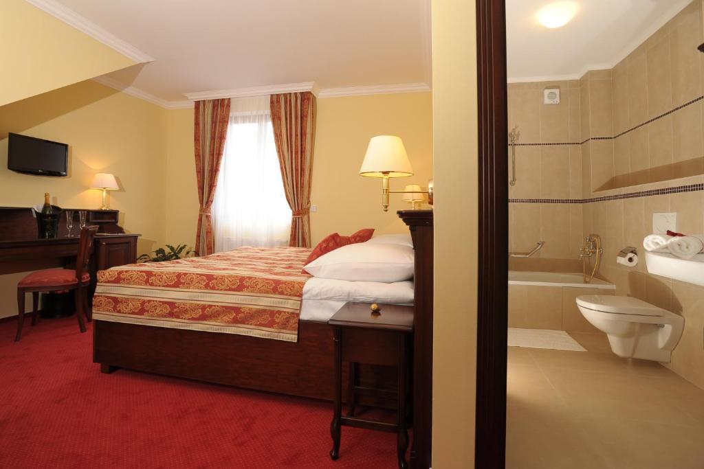 Hotel U Krale 3*